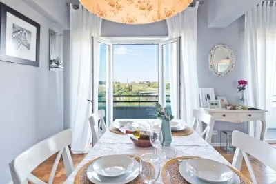 Dining room where you can enjoy a pleasant meal and take in the view.