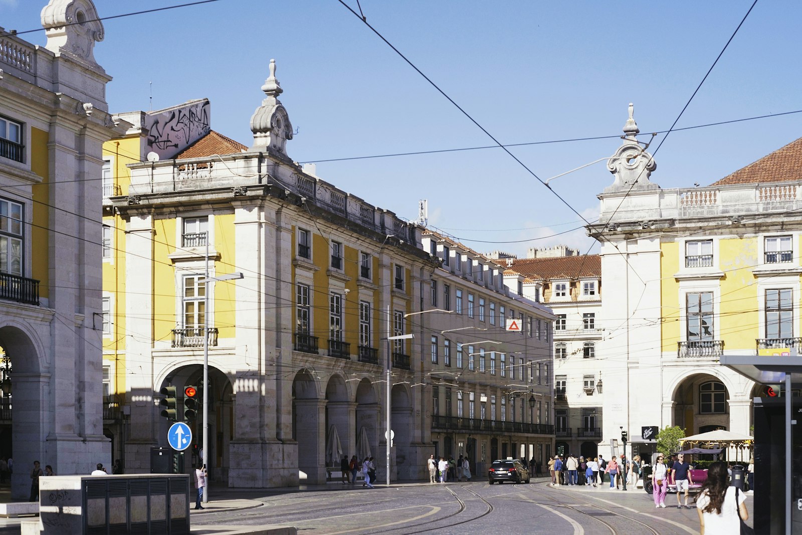 Lisbon in August: What's Open, What's Closed & How Locals Handle the Heat